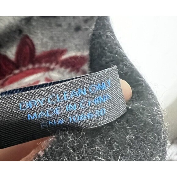 Enya Mantanani 100% Cashmere Scarf Gray Red Paisley Floral Fringe Soft/Warm - Picture 6 of 7